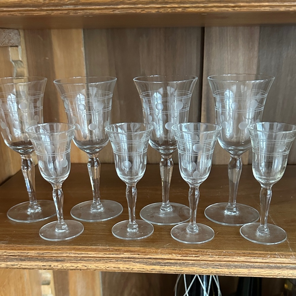 Vintage etched Goblet Set x4
